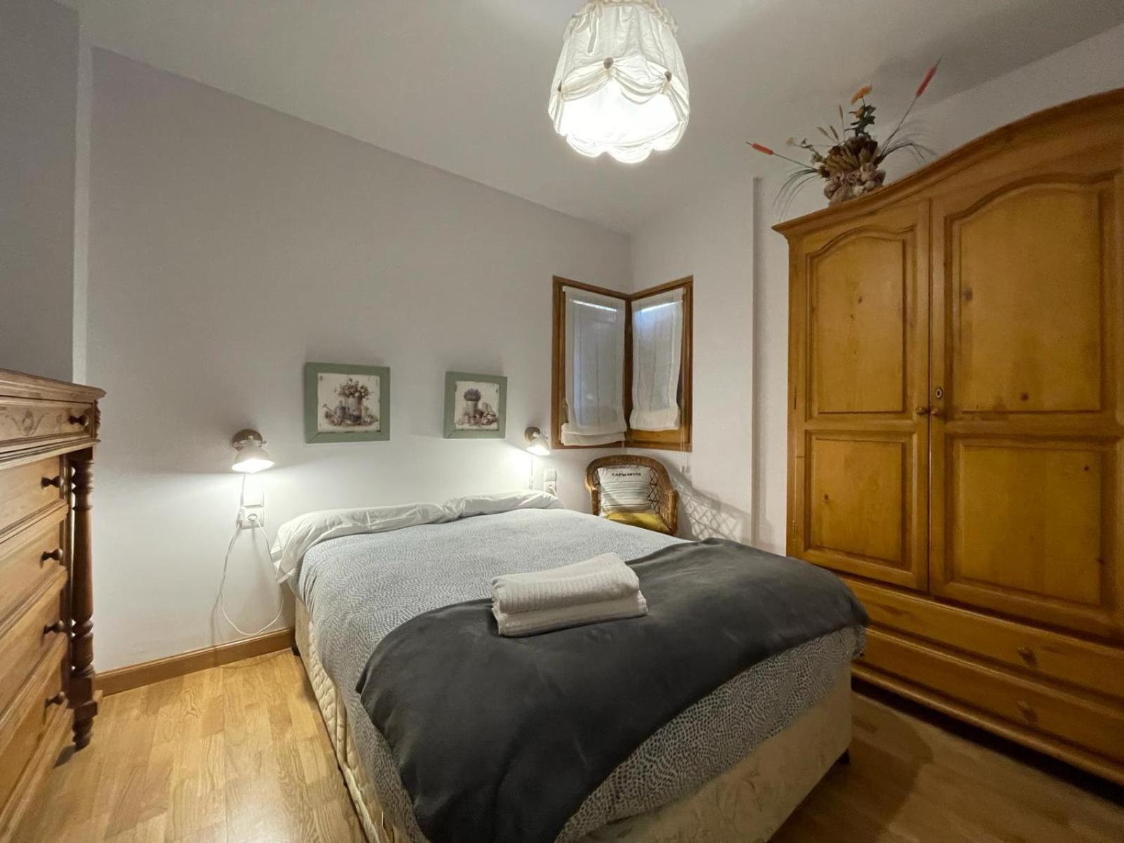 Apartamento Capelot Jaca Esterno foto
