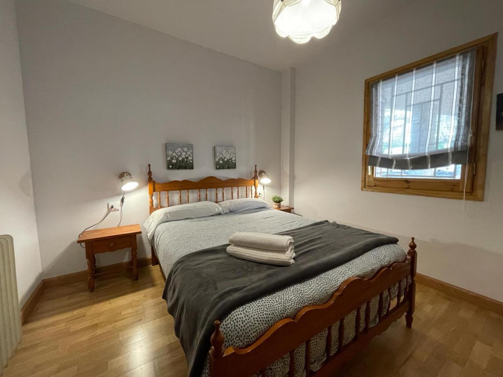 Apartamento Capelot Jaca Esterno foto